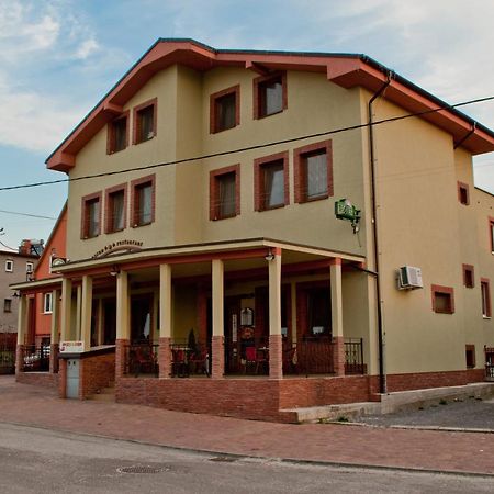 Penzion Kozak B&B Sebedražie 外观 照片